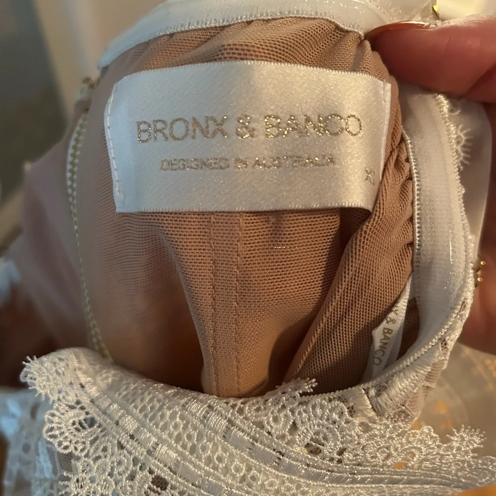Bronx and Banco Tiffany Blanc White Lace Dress - Picture 4 of 7